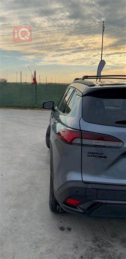 تۆیۆتا کۆرۆلا کرۆس